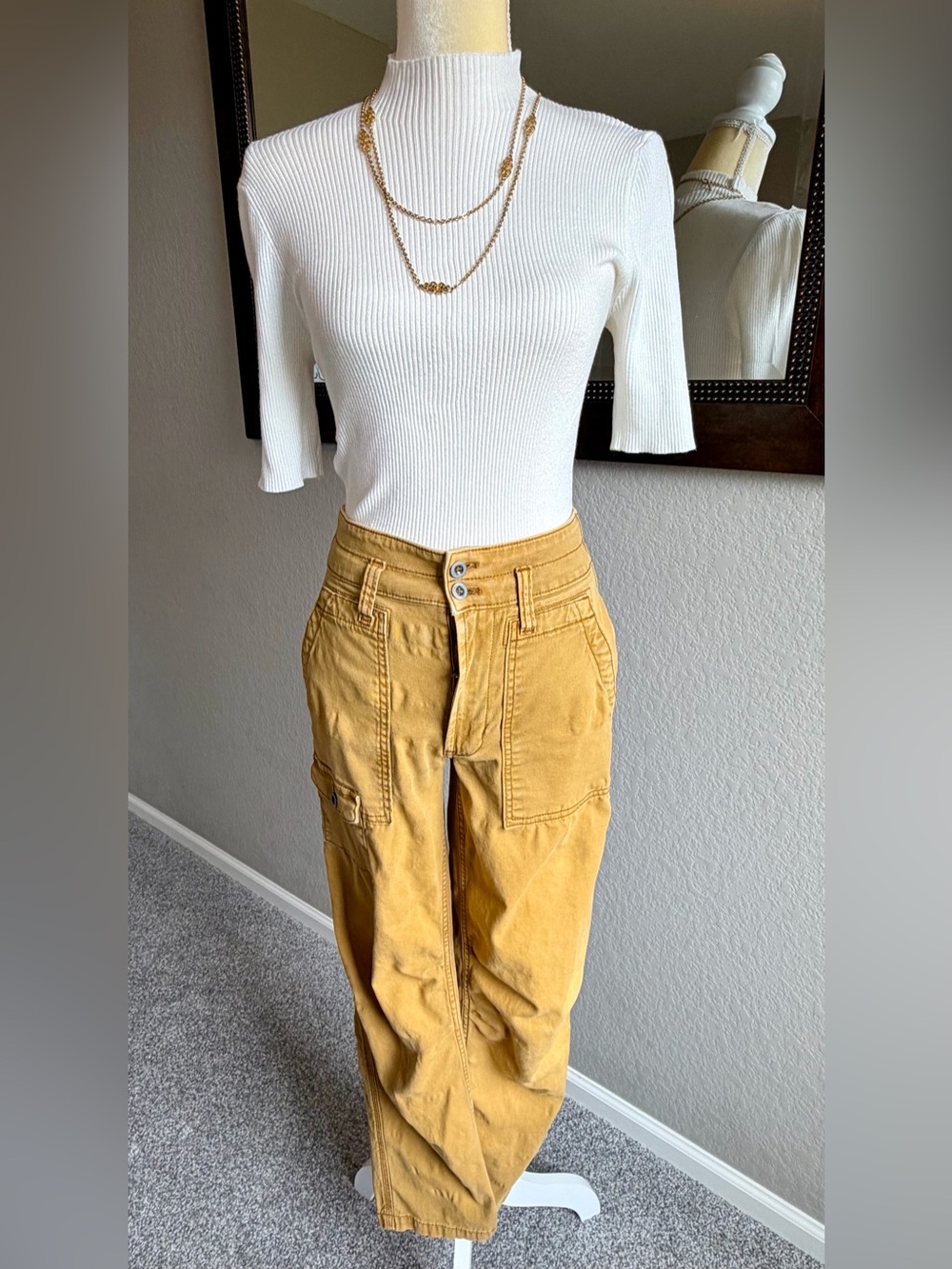 Anthropologie Pilcro The Wanderer Low Rise Trouser Pants Mustard Sz 27 Boho Vibe